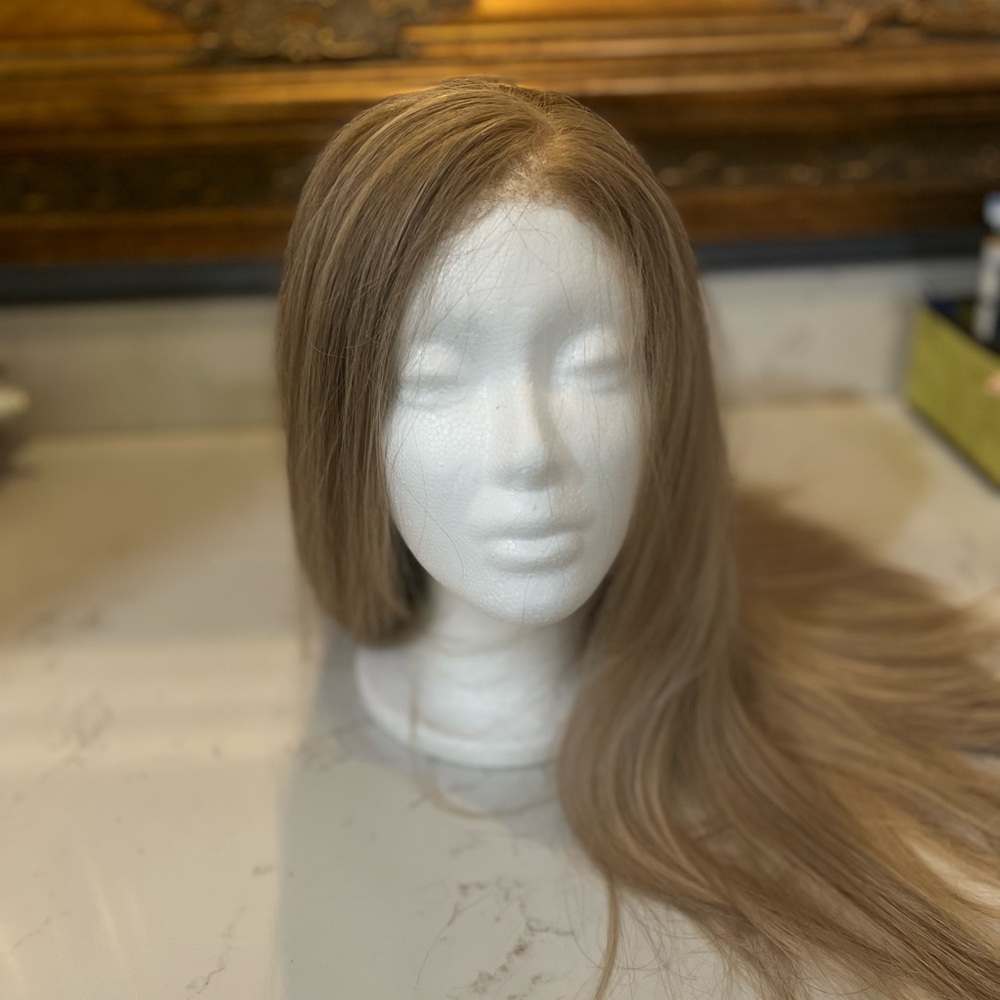 Elegant Blonde Women's Hair Wig